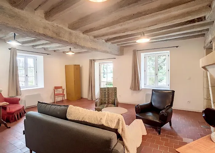 Gite Atypique Au Coeur Du Village - Beauval 5 Min